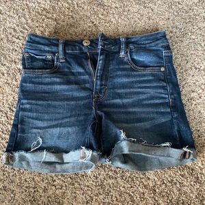 Dk washed size 4 American Eagle 🦅 high rise midi